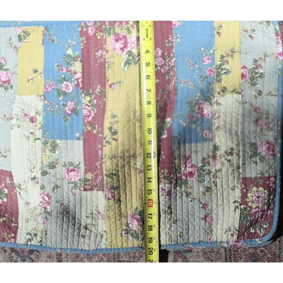 2-Vintage Laura Ashley Floral Patchwork Quilt Pillow Shams Standard CottageCore - Picture 2 of 8